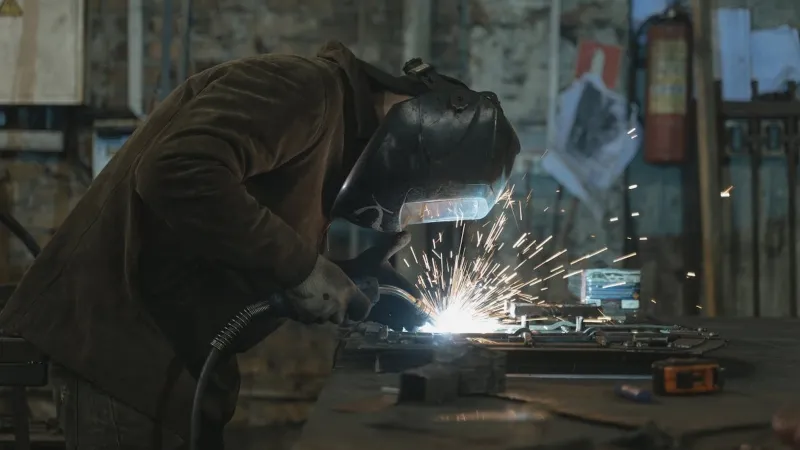 professional during welding